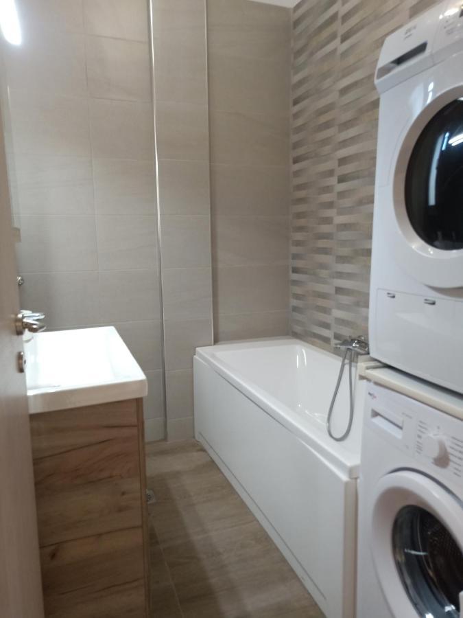 Siggrou Apartment Atene Esterno foto
