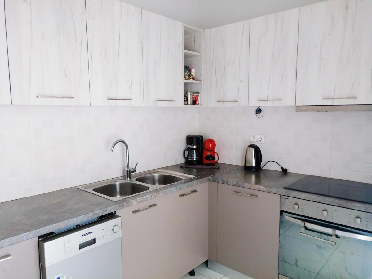 Siggrou Apartment Atene Esterno foto